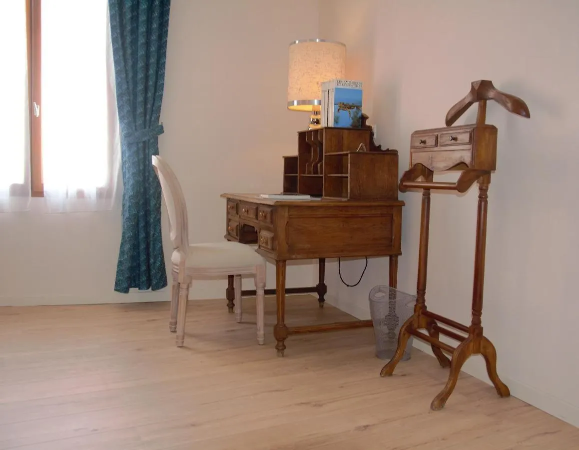 Les Arcades Le Lion D'Or Hotel Buis-les-Baronnies