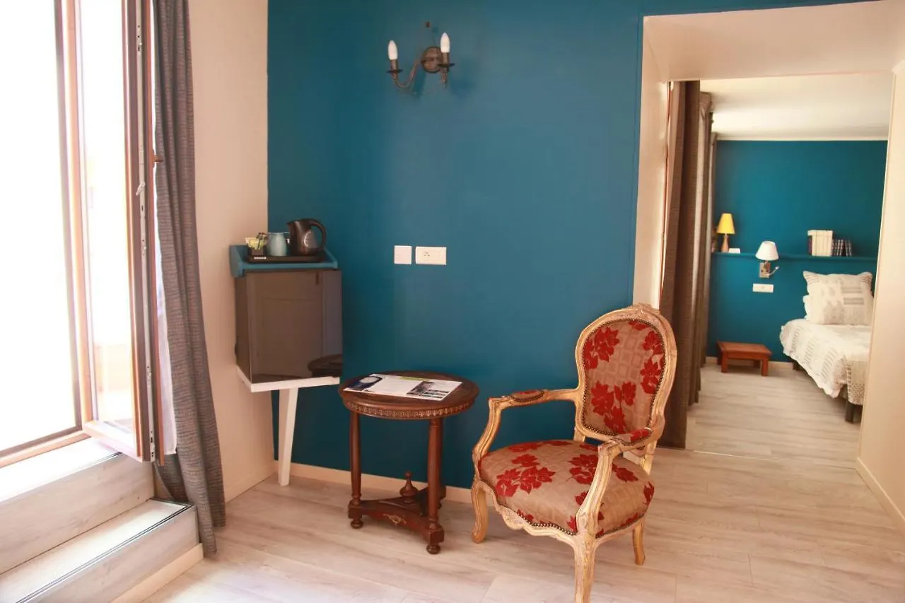 Les Arcades Le Lion D'Or Hotel Buis-les-Baronnies 3*,