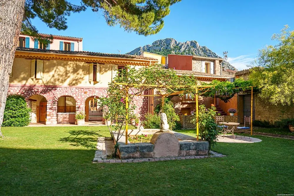 Les Arcades Le Lion D'Or Hotel Buis-les-Baronnies