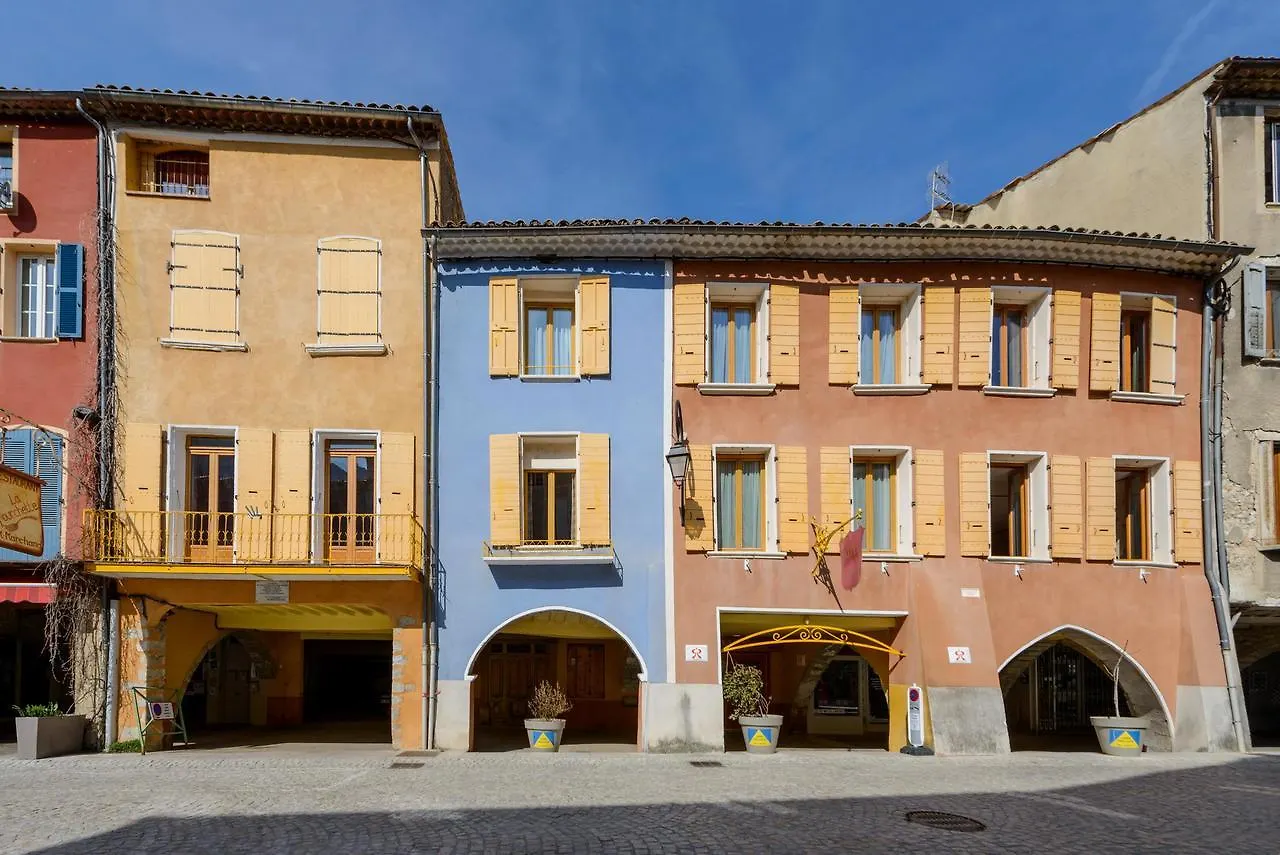 Les Arcades Le Lion D'Or Hotel Buis-les-Baronnies 3*,  Frankrijk